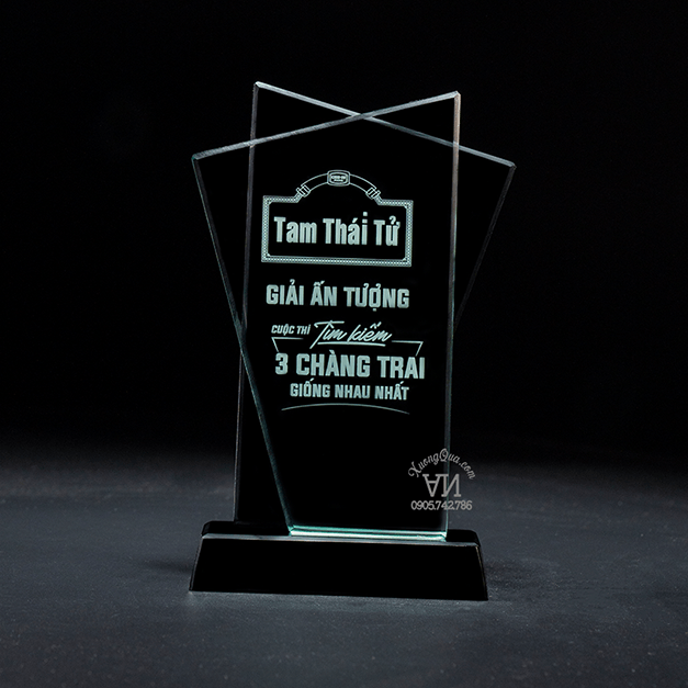 kỷ niệm chương 2 khối vát chéo