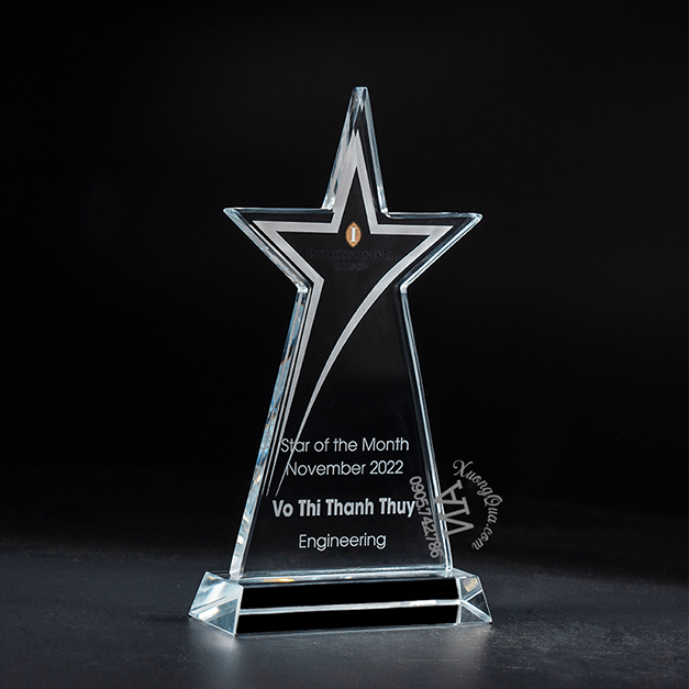 Kỷ niệm chương pha lê ngôi sao