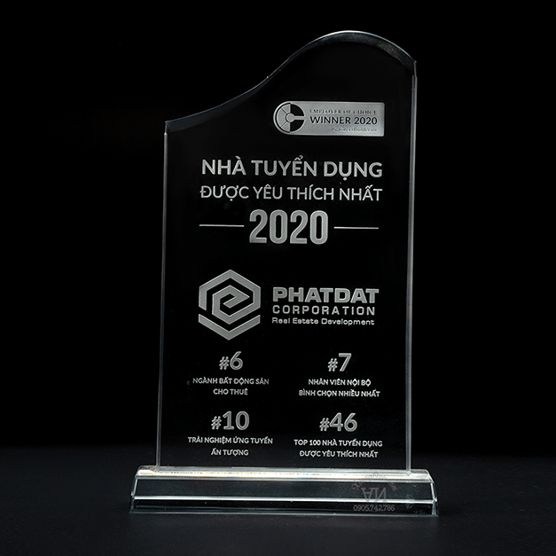 Cúp lưu niệm doanh nghiệp