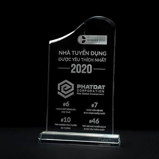 Cúp lưu niệm doanh nghiệp